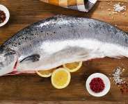 Consuming a diet with more fish fats, less vegetable oils can reduce migraine headaches, study finds