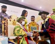 The aim was to give the King, my grandfather, a firm handshake. Or to take a firm handshake from him?