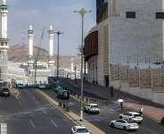 Vehicles move along a main street in Saudi Arabias holy city of Mecca on September 16, 2026. - AFP