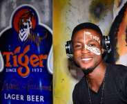 Noble Igwe, ShowDemCamp, Teddy A and Waye Uncage Tiger’s New 33cl Sleek Can