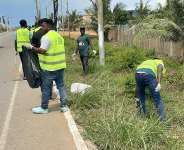 Climate Change Advisors Ghana joins Buzstop Boys to clean Cape Coast ahead of Fetu Afahye