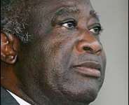 Gbagbo greets Mbeki during negotiations in Ivory Coast