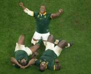 Hooker Bongi Mbonambi (C) celebrates after South Africa beat New Zealand in the 2023 Rugby World Cup final in Paris.  By Antonin THUILLIER (AFP)