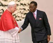 Pope Leo XIV was met by Equatorial Guineas President Teodoro Obiang Nguema Mbasogo.  By Alberto PIZZOLI (AFP)