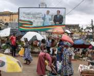 The popes planned private meeting  with Cameroonian President Paul Biya has split Catholics in the central Africa country.  By Daniel Beloumou Olomo (AFP)