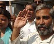 Manmohan Singh breaks new path in Indo-Pak relations