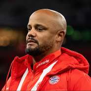Bayern Munich boss Vincent Kompanys recovery will take weeks