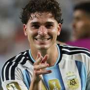 Julian Alvarez scored in the second period of extra-time to give Argentina a 2-1 lead over Switzerland. Lautaro Martinez added their third goal in the closing seconds of the quarter-final. - AFP - ODD ANDERSEN