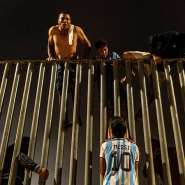 Migrants try to cross from Morocco into the Spanish exclave of Ceuta, on July 31, 2026. -  Antonio Sempere, AP