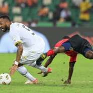 Jordan Ayew (L) scored for Ghana in a 2025 Africa Cup of Nations qualifying draw with Angola..  By Issouf SANOGO (AFP)