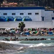 Makeshift tents of migrants on Benitez beach in Ceuta, on September 13, 2026.  By Antonio Sempere (AFP)