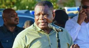 Roads Minister reassigns Bogoso–Prestea road project to new contractor over delays
