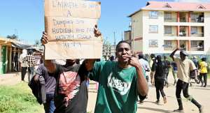 Demonstrators participate during a protest against a US-backed Ebola quarantine plan on the establishment of a facility to host Americans exposed to Ebola, in Nanyuki town, in Laikipia County, Kenya, on 1 June, 2026. - REUTERS - John Muchucha