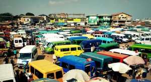 How commuters pay over three times transport fare amid vehicle shortage on Nungua-Accra route