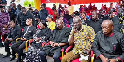 Bawumia, Chief of Staff, Stephen Ntim, others visit late John Kumah's family