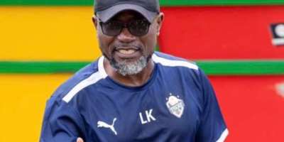 Asamoah Gyan predicts bright future for Black Starlets coach Laryea Kingston