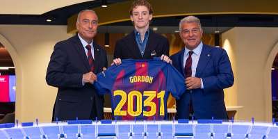 Barcelona unveil Anthony Gordon after 69m-plus move from Newcastle