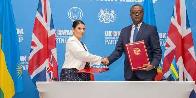 British Home Secretary Priti Patel and the Rwandan Foreign Minister Vincent Biruta