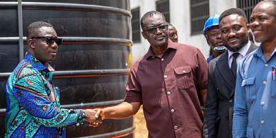 Samuel Amankwah donates mechanised behole to Commonwealth Hall