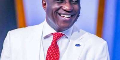 Pastor David Ibiyeomie