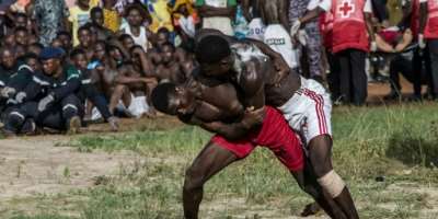 Thousands of ethnic Kabye men aged 18 to 20 take part in the ancestral rite of passage in the west African nations Kara region every year.  By Alphonse ADZAMAVI (AFP)