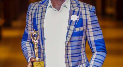 Pluzz FM’s Elvis Crystal Wins Late Afternoon Show Host Of The Year At RTP Awards 19
