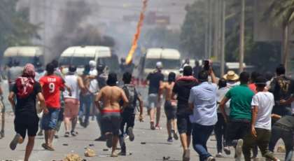 Tunisian protesters clashed with security forces as they demonstrated in the southern city of Tataouine in recent days.  By FATHI NASRI (AFP/File)