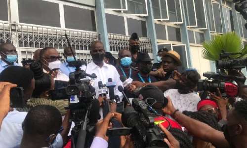499 aggrieved law students petition goes to Parliament