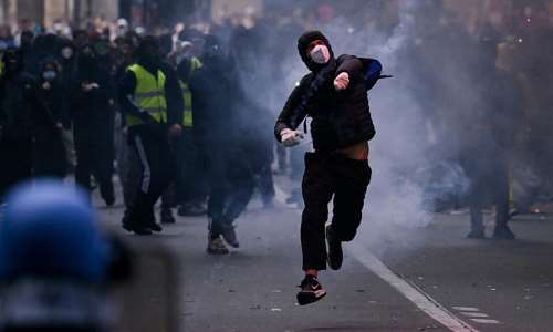 Frances Interior Ministry said 70,000 police officers and gendarmes will be on patrol throughout France during a third consecutive Saturday of protests. - AFP - CHRISTOPHE ARCHAMBAULT