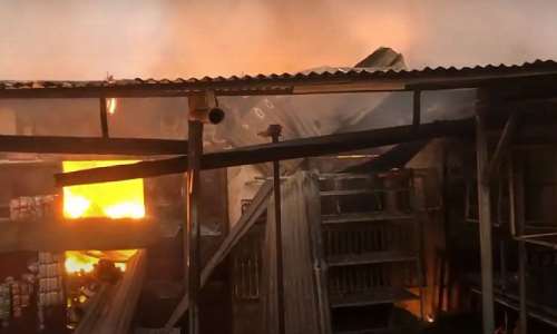 VIDEO : Fire destroys shops at Hohoe lorry station