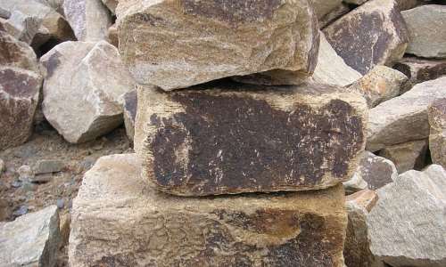 Quarry Business In The Ashanti Region Taken Over By goro Boys And Prosession Crooks Unsuspecting Patrons In Kumasi Cry Foul!!!