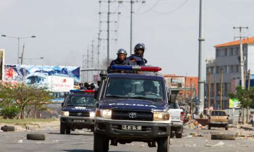 Police officers are in Luanda, Angola, on November 11, 2020. Police recently arrested and detained journalist Jorge Manuel. (AFP/Osvaldo Silva)