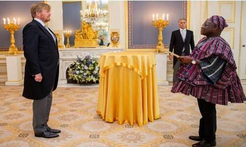 The New Ambassador of the Republic of Ghana to the Kingdom of the Netherlands, after he presented his Letters of Credence, met with the chiefs, elders and opinion leaders of the Ghanaian community.
