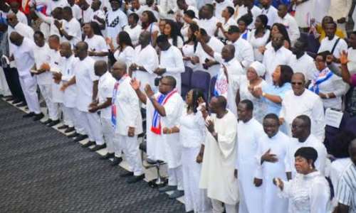 COKA leads Ashanti Executives to offer thanks to God