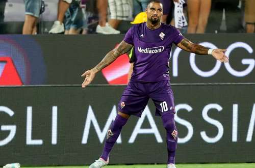 Boateng deixa a Fiorentina e acerta com o Besiktas 