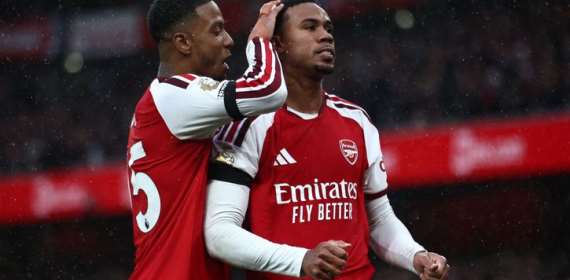 PL: Arsenal move level on points with Man City at summit after routine Evert