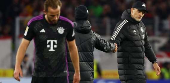 Bundesliga: Bayern Munich drop points again with draw at Freiburg