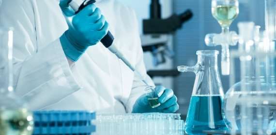 Int'l Medical Lab Science Day: Amend relevant laws to improve