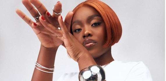 I wont date an industry person - Gyakie