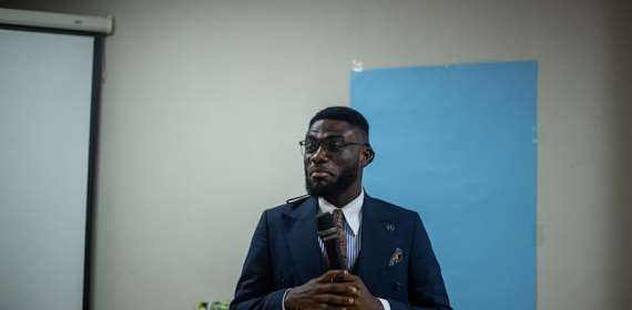 Author examines role of student politics in shaping national leaders in The