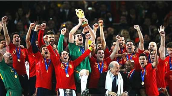 Spain lift Africas World Cup