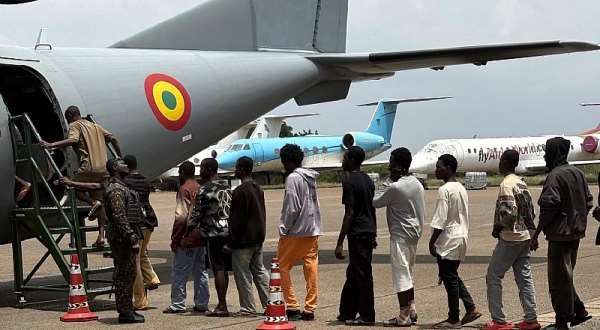 Ghana repatriates 120 Nigerians arrested in cybercrime operations