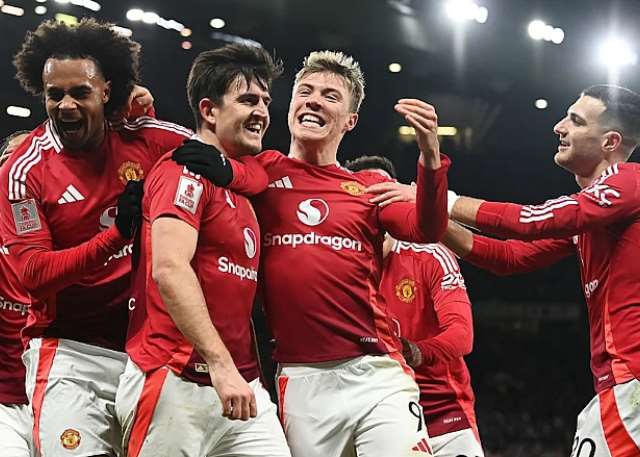 Controversial Maguire winner sends Man Utd into FA Cup fifth round