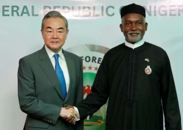 Chinese foreign minister pledges military aid for Africa