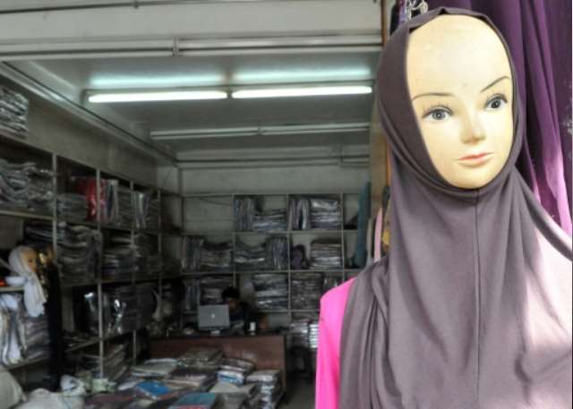 hijab sex doll Syrian Hijab Sex Doll Tall Zara 177cm – Sex 'n Dolls main image 1