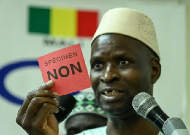 Malians will vote on the draft constitution from 0800 GMT on Sunday, with green ballots for the yes vote and red for no.  By Sia KAMBOU (AFP)