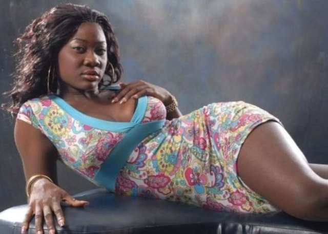 Nollywood: Accused of Breaking up Marriages and Dating Married Men, Sexy  Actress Mercy Johnson Breaks Silence