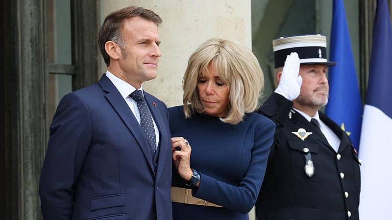 France's Macron to name new PM in bid to end political crisis