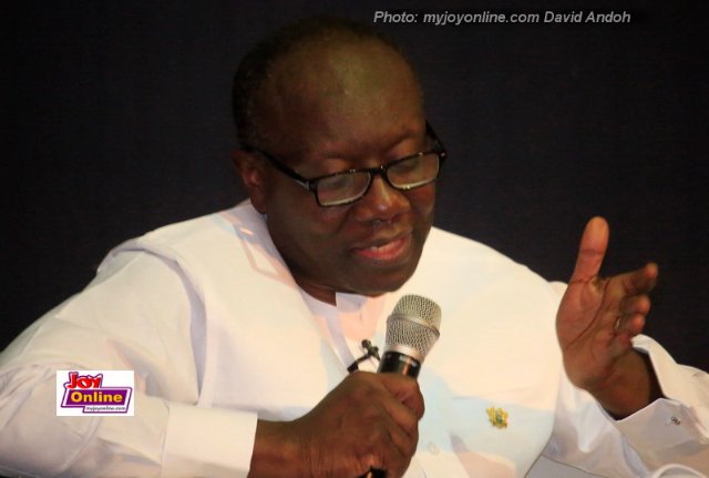 Gov't seeks to replace PDS with a restricted tender process