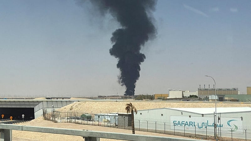 Saudi Riyahd Saudi Arabia strikes back after deadly Houthi attacks on Riyadh and ...